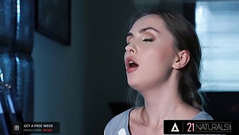 Lena Reif'S Intense Ride On Her Lover'S Large Penis In 21 Naturals